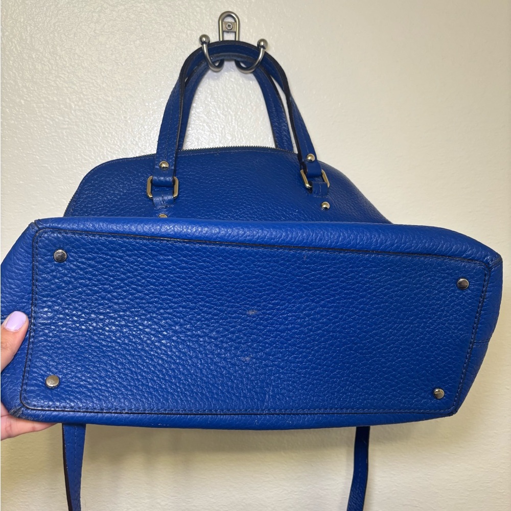 Kate Spade Royal Blue crossbody with dust bag - Picture 4 of 8